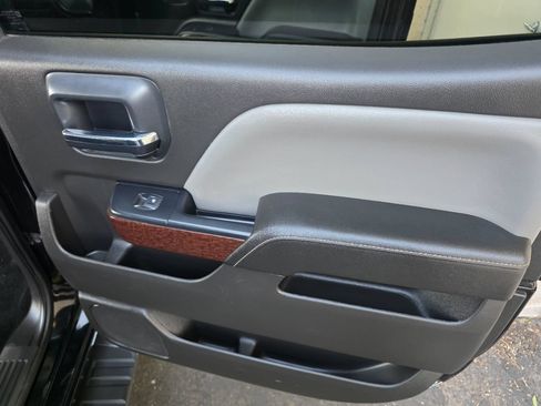 Used 2018 GMC Sierra 1500 SLT w/ SLT Premium Package RWD image 39
