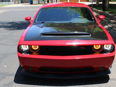 Used 2013 Dodge Challenger R/T w/ Sound Group II RWD image 4