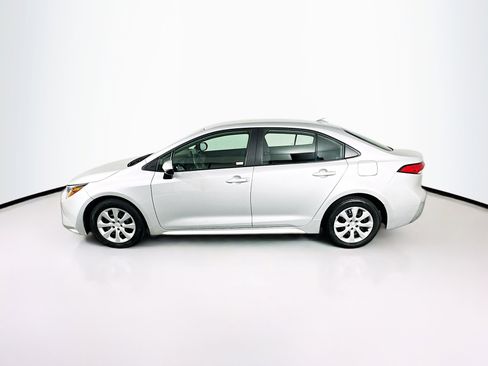 Used 2024 Toyota Corolla LE image 4