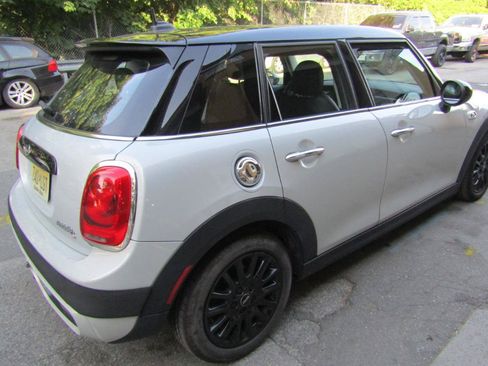 Used 2017 MINI Cooper S FWD image 11