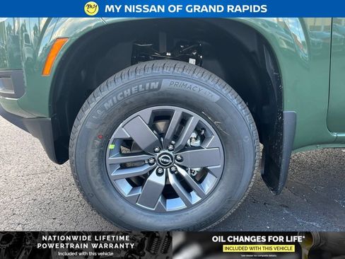 New 2026 Nissan Frontier SV w/ SV Convenience Package AWD/4WD image 10