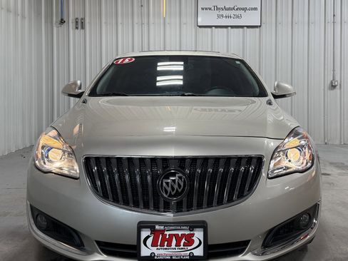 Used 2015 Buick Regal Premium image 15