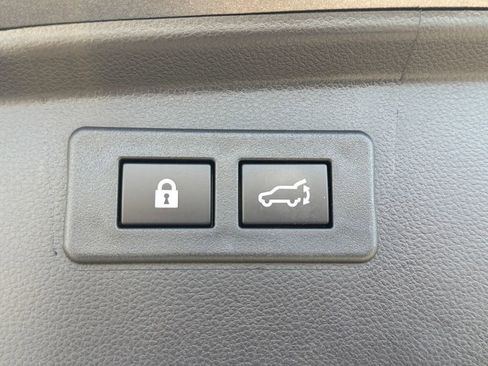 Certified 2024 Subaru Outback Limited image 34