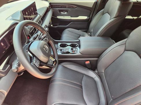 Certified 2026 Honda Passport TrailSport Elite image 12
