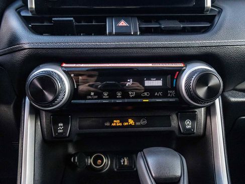 Used 2025 Toyota RAV4 LE image 25