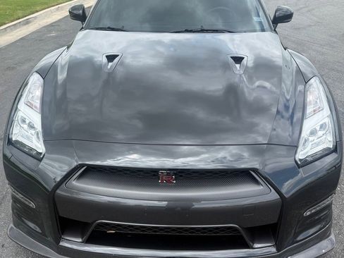 Used 2012 Nissan GT-R Black Edition AWD/4WD image 5