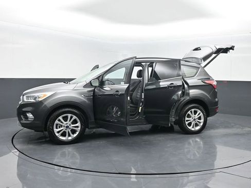 Used 2018 Ford Escape SEL image 28