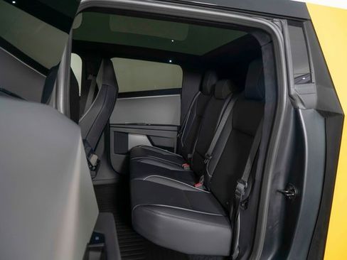 Used 2025 Tesla Cybertruck AWD Crew Cab image 14