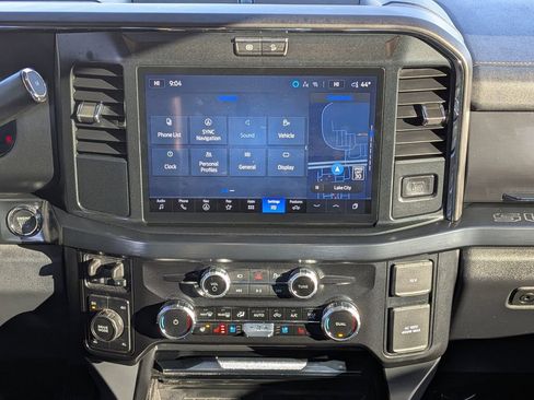 Used 2025 Ford F250 Lariat w/ Chrome Package image 17