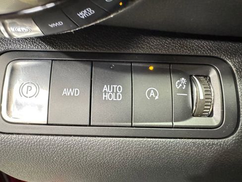 New 2026 Chevrolet Equinox LT w/ Convenience Package II image 18