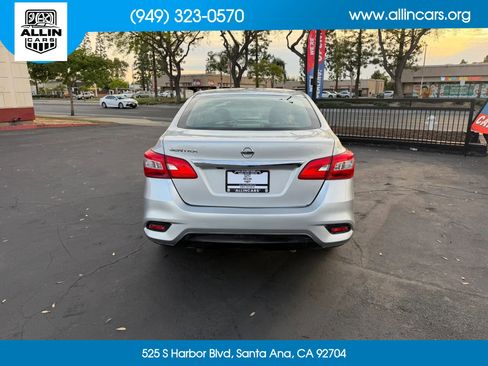 Used 2018 Nissan Sentra S image 5