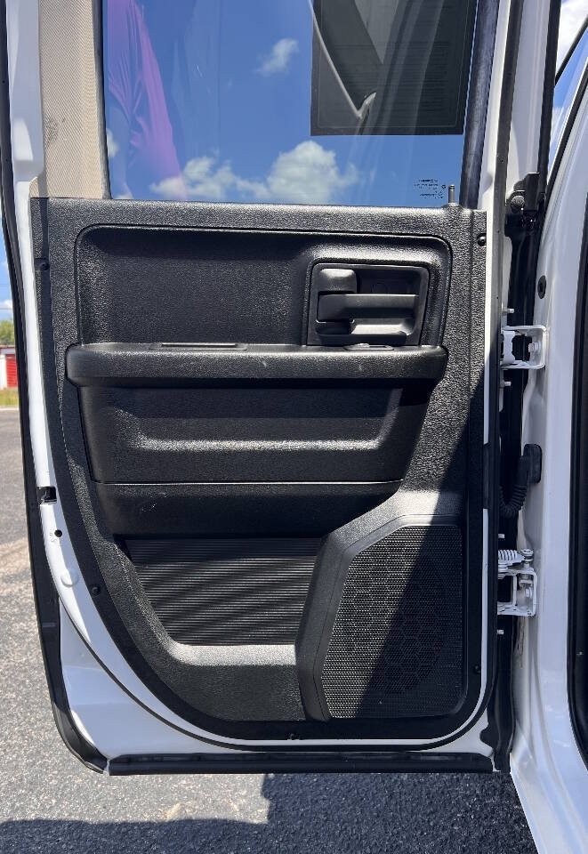 Used 2016 RAM 1500 Tradesman w/ Popular Equipment Group AWD/4WD image 14