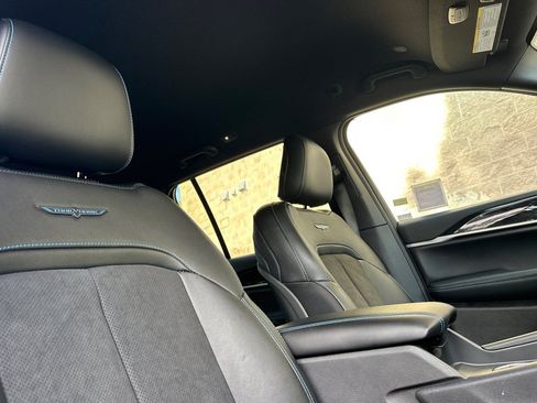 New 2023 Jeep Grand Cherokee Trailhawk w/ Advanced Protech Group II image 16