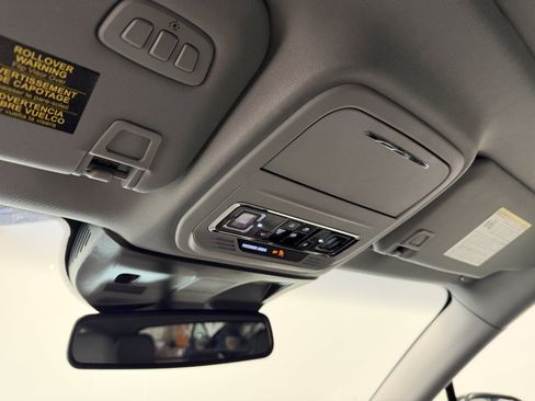Used 2022 Lincoln Corsair FWD w/ Premium Package image 6