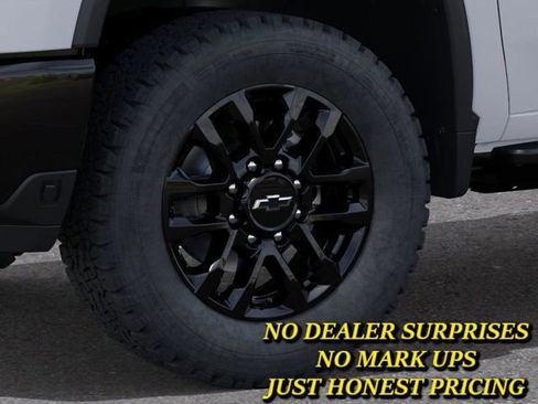 New 2026 Chevrolet Silverado 2500 LT w/ Trail Boss Package AWD/4WD image 9