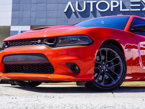 Used 2023 Dodge Charger Scat Pack w/ Plus Group image 2