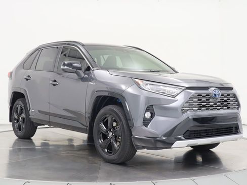 Used 2021 Toyota RAV4 XSE w/ XSE Grade Weather Package AWD/4WD image 7