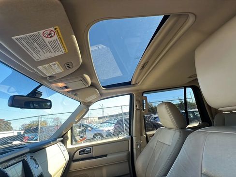 Used 2017 Ford Expedition EL Limited w/ Equipment Group 301A AWD/4WD image 25
