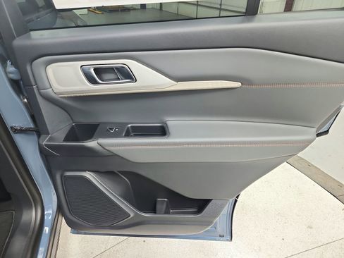 New 2026 Ford Explorer Active w/ Active Comfort Package RWD image 42