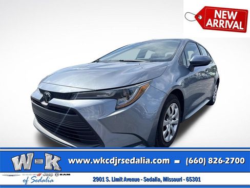 Used 2024 Toyota Corolla LE FWD image 13