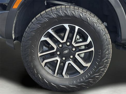 Used 2025 Ford Ranger Lariat AWD/4WD image 11