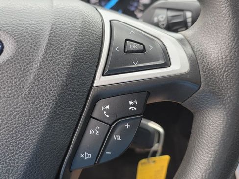 Used 2016 Ford Fusion SE FWD image 21