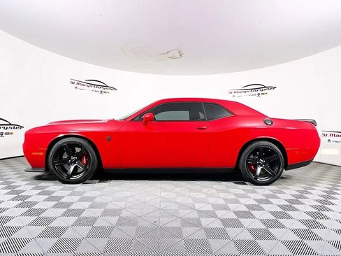 Used 2022 Dodge Challenger SRT Hellcat Redeye image 5