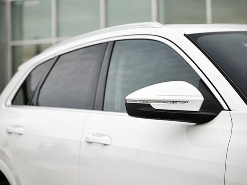 New 2025 Audi Q5 Premium Plus image 3