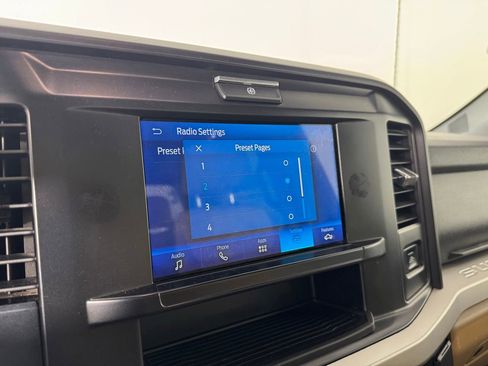 Used 2025 Ford F250 XLT AWD/4WD image 19