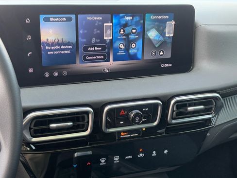 New 2026 Nissan Sentra SV image 24