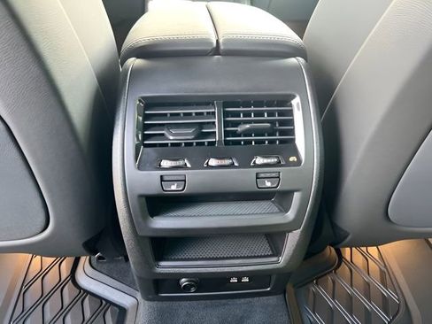 Used 2026 BMW X5 xDrive40i image 18