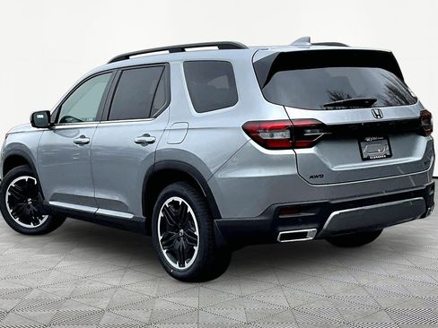 New 2026 Honda Pilot image 3