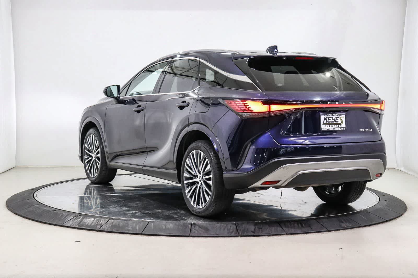 Used 2023 Lexus RX 350 Premium Plus w/ Cold Area Package FWD image 2