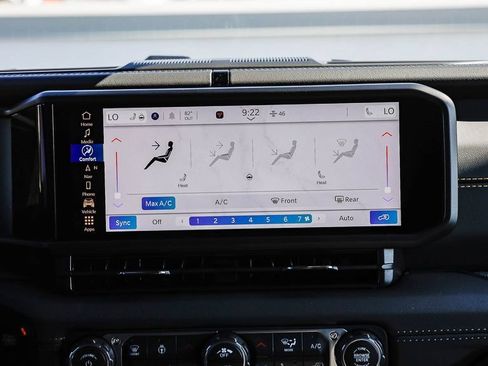 New 2026 Jeep Wrangler Unlimited Sahara AWD/4WD image 17