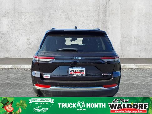 Used 2023 Jeep Grand Cherokee Limited image 2