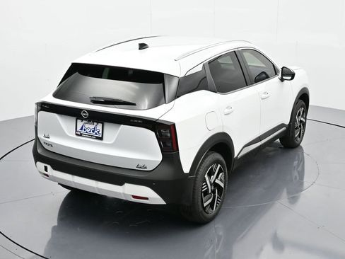 New 2026 Nissan Kicks SV image 32