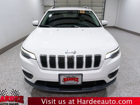 Used 2019 Jeep Cherokee Latitude Plus w/ Cold Weather Group image 7