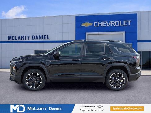 New 2026 Chevrolet Equinox RS w/ Convenience Package III FWD image 3