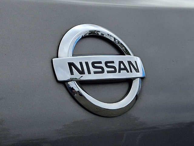 Used 2011 Nissan Rogue SV w/ SL Pkg AWD/4WD image 31