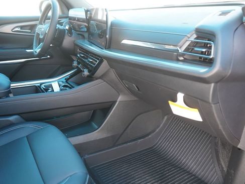 New 2026 Chevrolet Traverse LT w/ Driver Confidence Package image 19