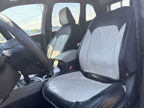 Used 2025 Subaru Forester Premium AWD/4WD image 7