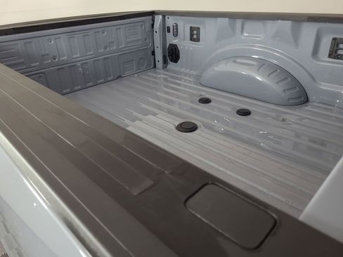 New 2026 Ford F250 Platinum w/ Tremor Off-Road Package image 25