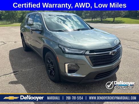 Used 2023 Chevrolet Traverse LT w/ Midnight/Sport Edition AWD/4WD image 7