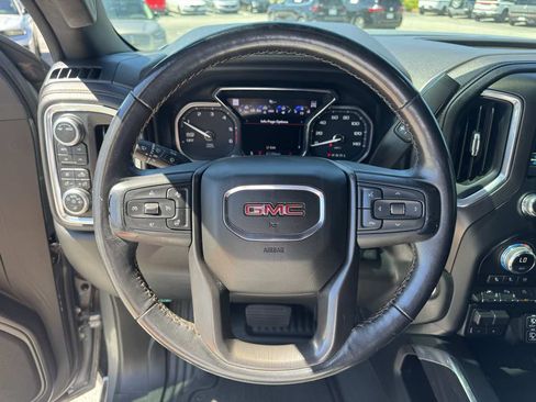 Used 2021 GMC Sierra 1500 AT4 w/ AT4 Premium Package AWD/4WD image 18