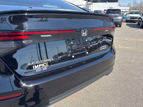 Used 2025 Honda Accord Sport image 29