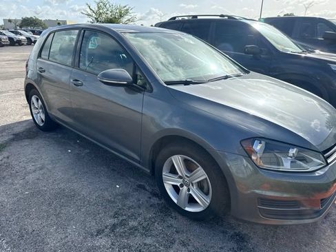 Used 2017 Volkswagen Golf Wolfsburg Edition FWD image 8