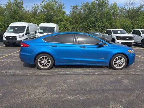 Used 2019 Ford Fusion SE FWD image 11