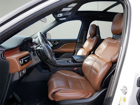 Used 2021 Lincoln Aviator Reserve w/ Equipment Group 202A image 10