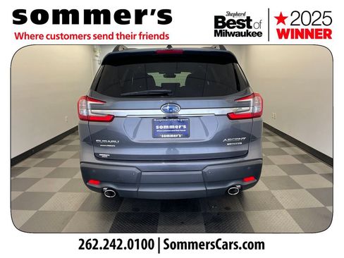 Used 2024 Subaru Ascent Limited AWD/4WD image 4
