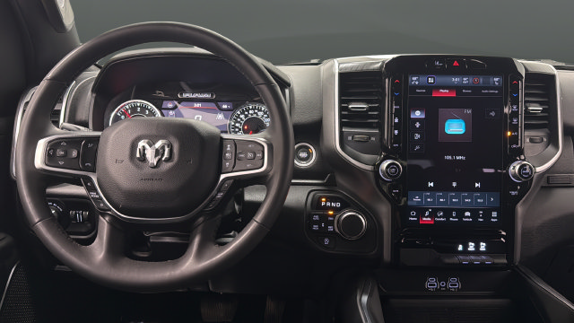 Used 2025 RAM 1500 Big Horn AWD/4WD image 11